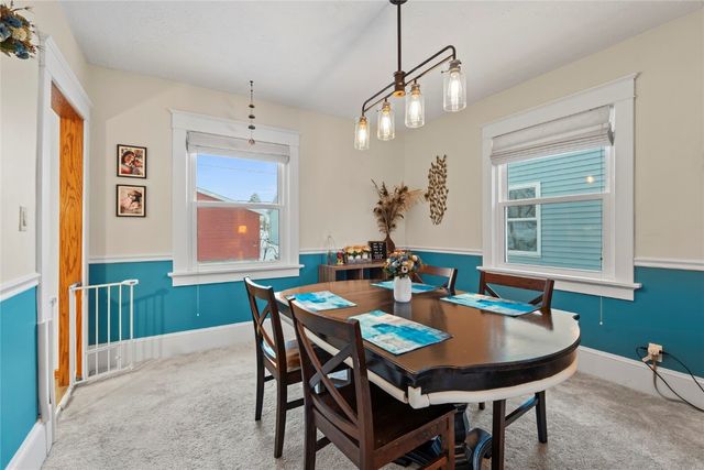 2448 2nd Street SW, Cedar Rapids, IA 52404