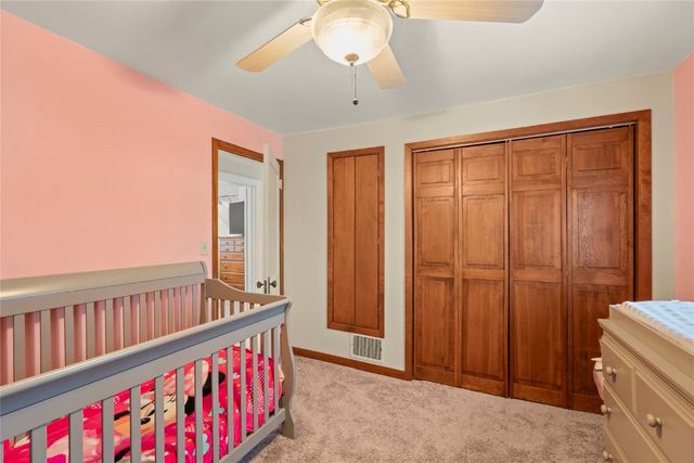 2448 2nd Street SW, Cedar Rapids, IA 52404