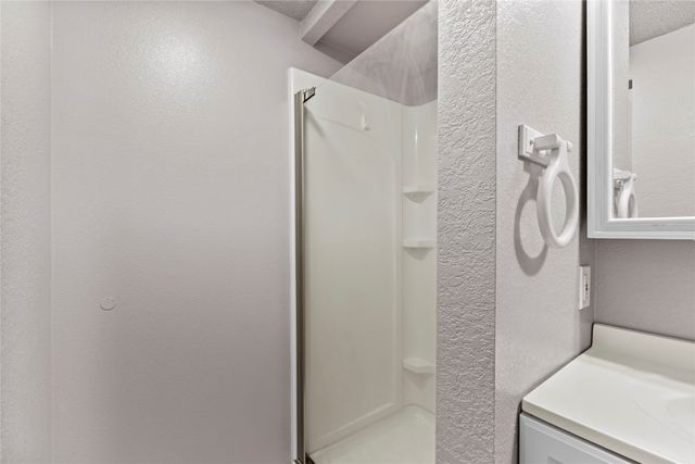 2448 2nd Street SW, Cedar Rapids, IA 52404