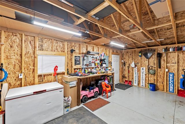 2448 2nd Street SW, Cedar Rapids, IA 52404