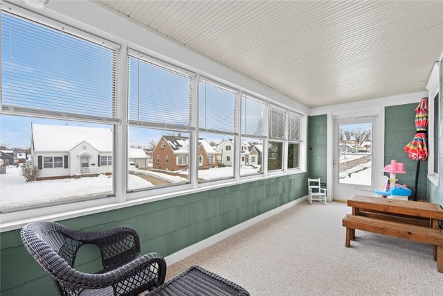 2448 2nd Street SW, Cedar Rapids, IA 52404