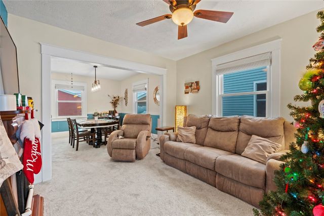 2448 2nd Street SW, Cedar Rapids, IA 52404