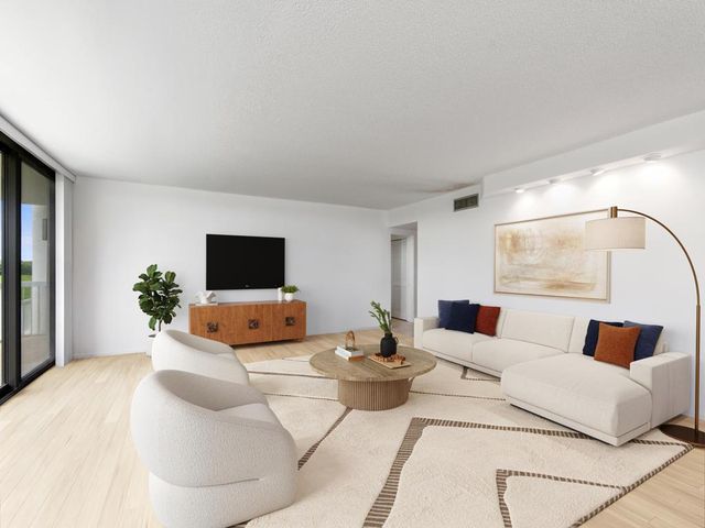 3300 S Ocean Boulevard 103s, Palm Beach, FL 33480