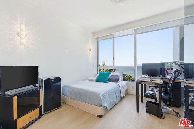 17350 W Sunset Boulevard 305, Pacific Palisades, CA 90272