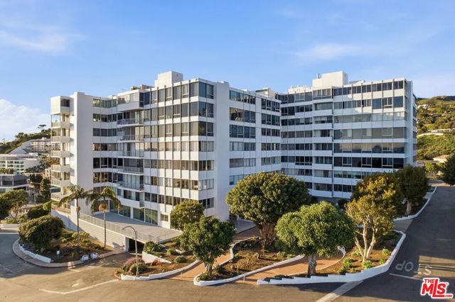 17350 W Sunset Boulevard 305, Pacific Palisades, CA 90272