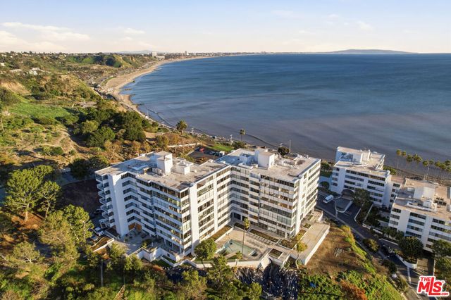 17350 W Sunset Boulevard 305, Pacific Palisades, CA 90272