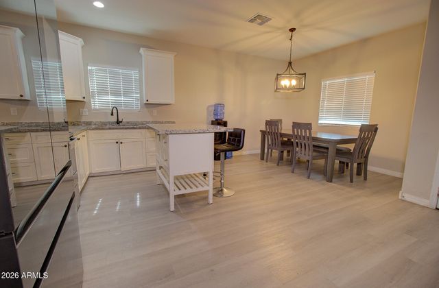 525 W 13TH Place, Casa Grande, AZ 85122