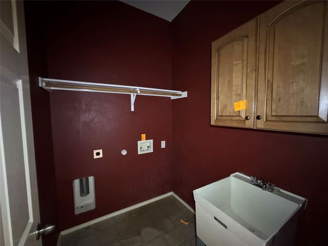 2033 Meadow Park Drive, Princeton, TX 75407