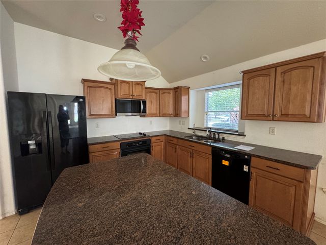 2033 Meadow Park Drive, Princeton, TX 75407