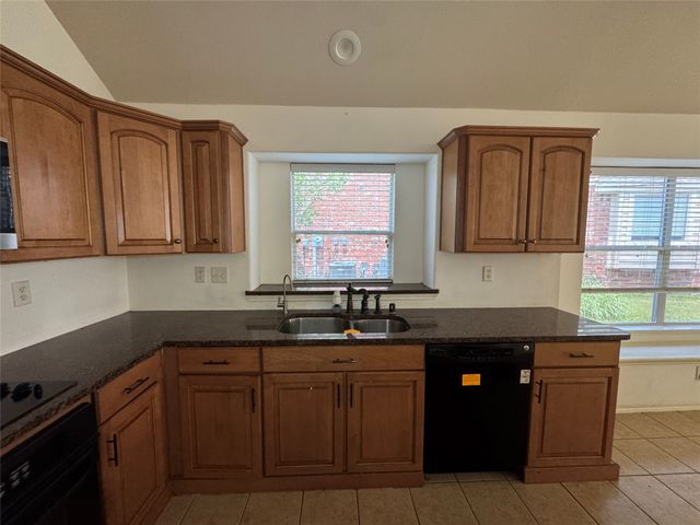 2033 Meadow Park Drive, Princeton, TX 75407