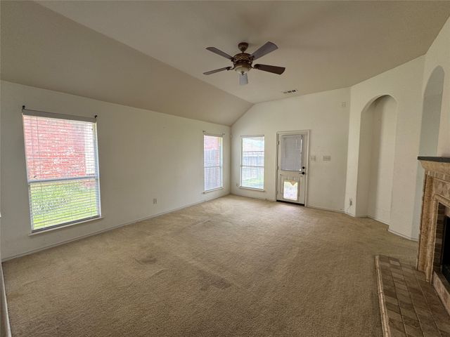 2033 Meadow Park Drive, Princeton, TX 75407