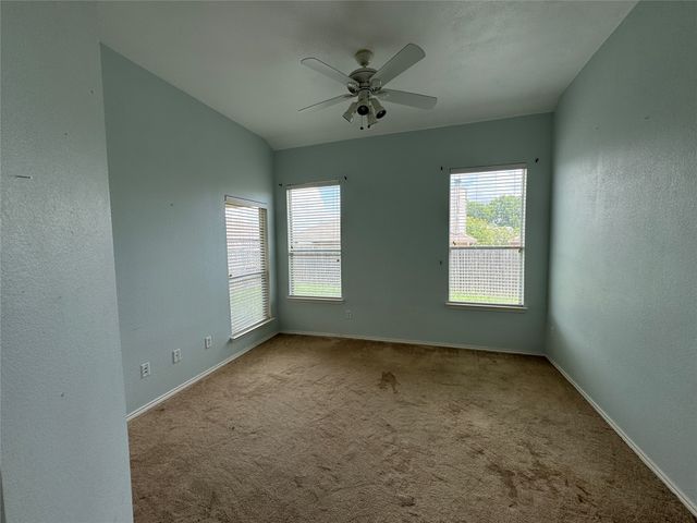 2033 Meadow Park Drive, Princeton, TX 75407