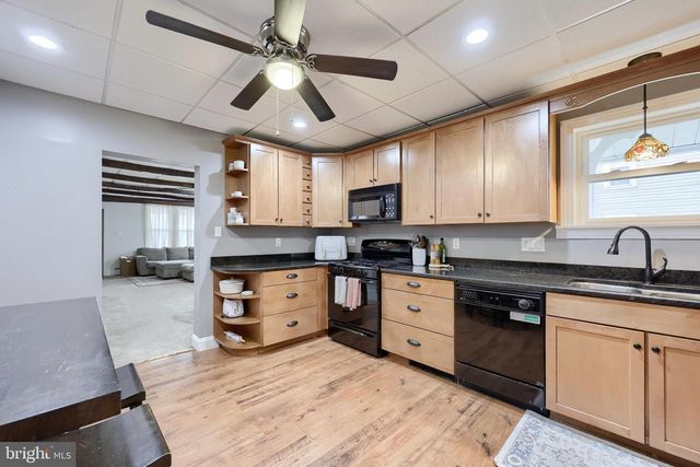 3212 PERKIOMEN AVE, Reading, PA 19606