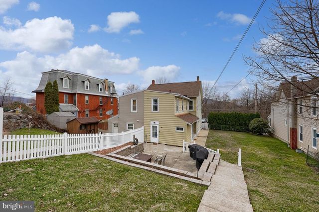 3212 PERKIOMEN AVE, Reading, PA 19606
