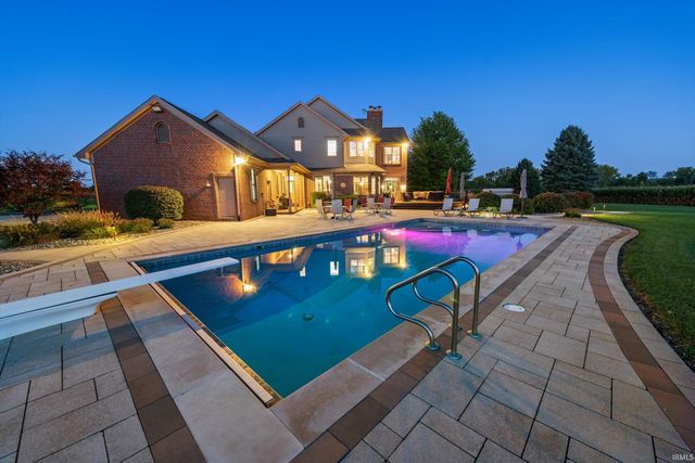 68555 Oak Road, Lakeville, IN 46536