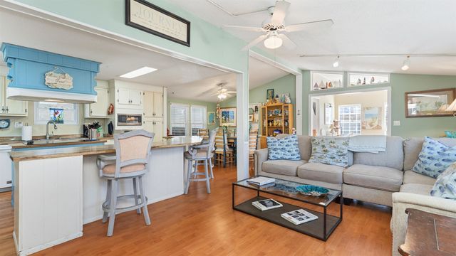 426 Sand Dollar Ct., Myrtle Beach, SC 29575