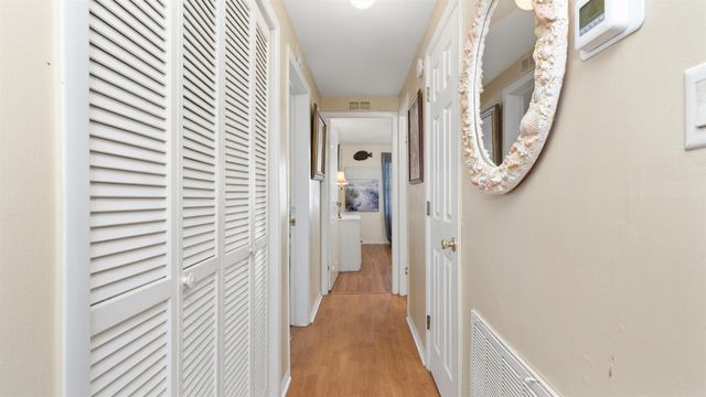 426 Sand Dollar Ct., Myrtle Beach, SC 29575