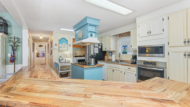 426 Sand Dollar Ct., Myrtle Beach, SC 29575