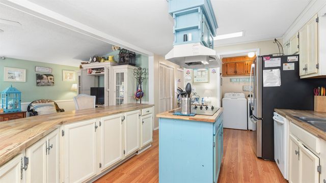 426 Sand Dollar Ct., Myrtle Beach, SC 29575