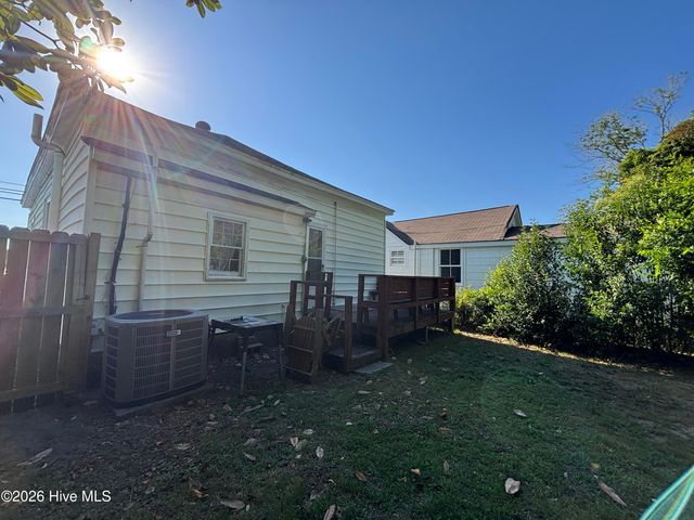 417 S 13th Street, Wilmington, NC 28401