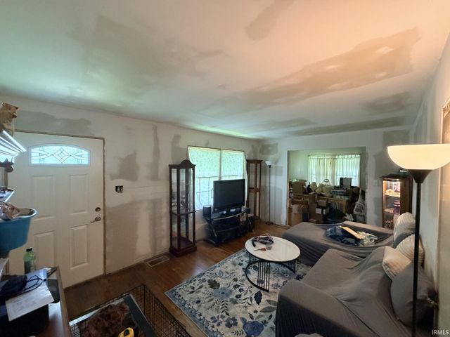 5700 N Fares Avenue, Evansville, IN 47711