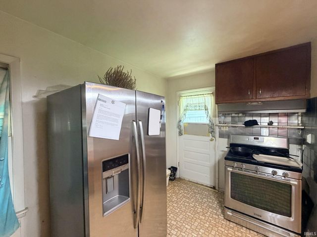 5700 N Fares Avenue, Evansville, IN 47711