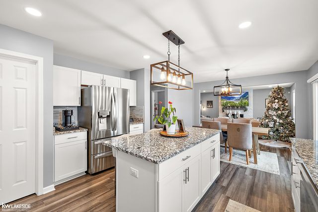 51336 Times Square Drive, Shelby Twp, MI 48315