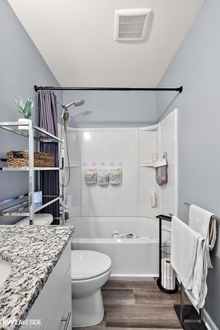 51336 Times Square Drive, Shelby Twp, MI 48315