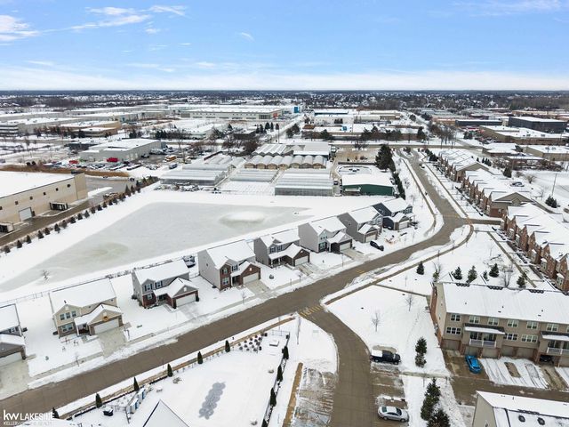 51336 Times Square Drive, Shelby Twp, MI 48315