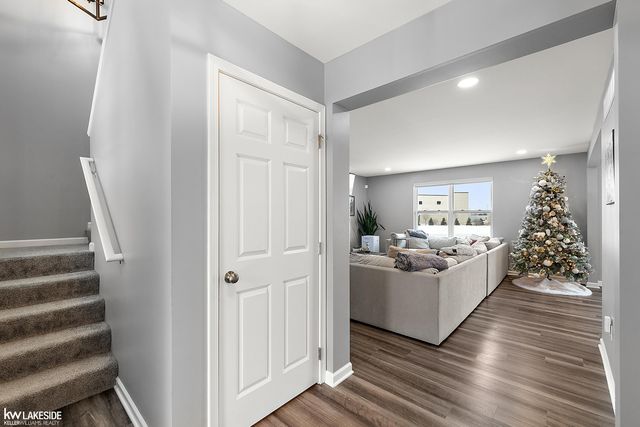 51336 Times Square Drive, Shelby Twp, MI 48315