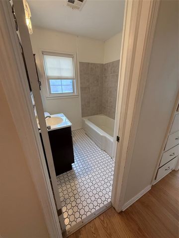 1713 N Warren Avenue, Oklahoma City, OK 73107