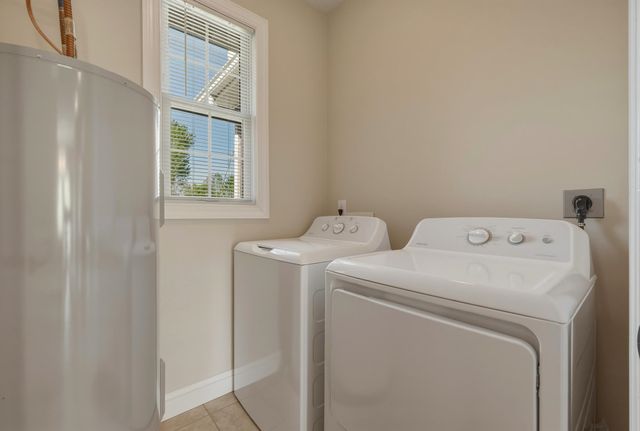 455 Aviators Point, Eleanor, WV 25070