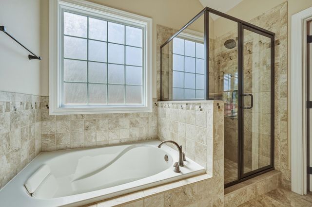 455 Aviators Point, Eleanor, WV 25070