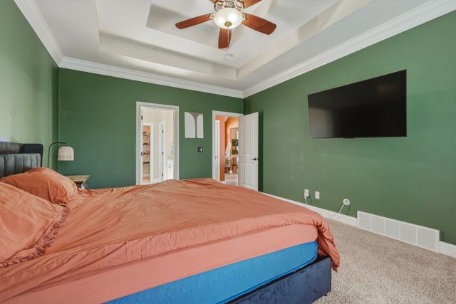 455 Aviators Point, Eleanor, WV 25070