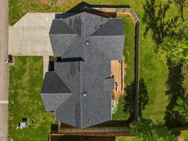 455 Aviators Point, Eleanor, WV 25070