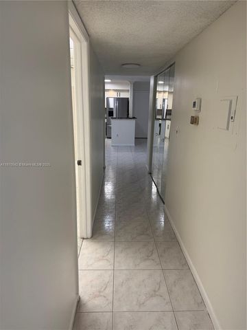 9620 W McNab Rd 105, Tamarac, FL 33321