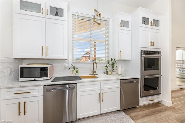 138 Arthur Needham Road, Pilot Mountain, NC 27041