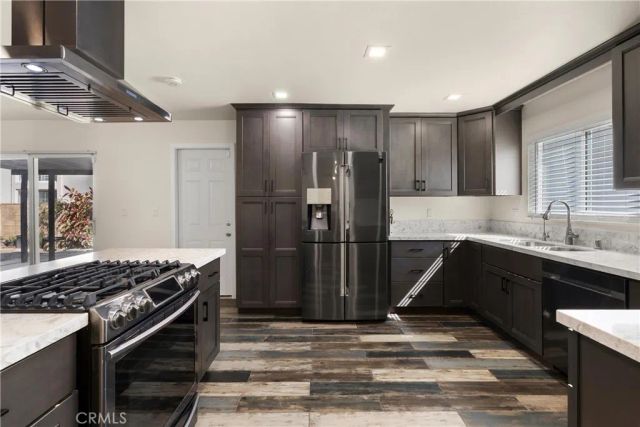 13651 Olympic, Costa Mesa, CA 92626
