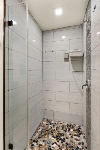13651 Olympic, Costa Mesa, CA 92626