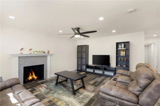 13651 Olympic, Costa Mesa, CA 92626