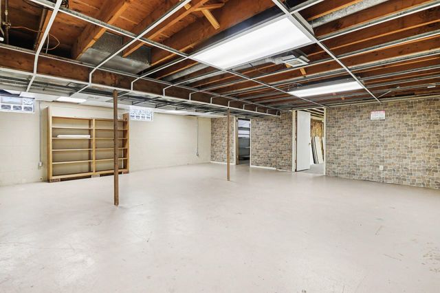 17155 10 Mile Road, Emmett Twp, MI 49014