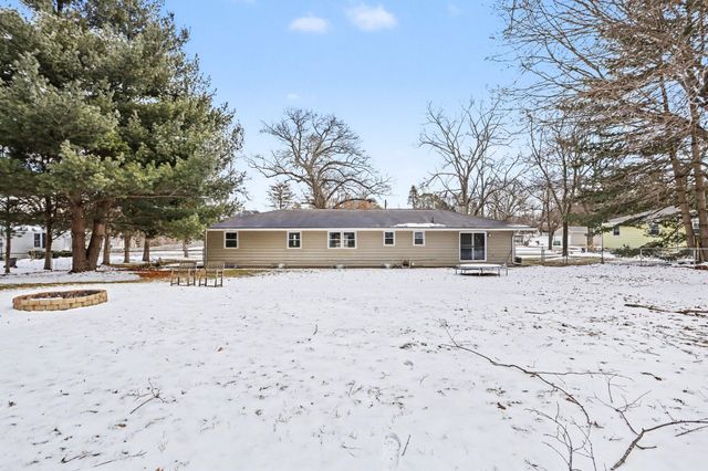 17155 10 Mile Road, Emmett Twp, MI 49014