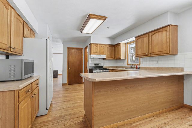 17155 10 Mile Road, Emmett Twp, MI 49014