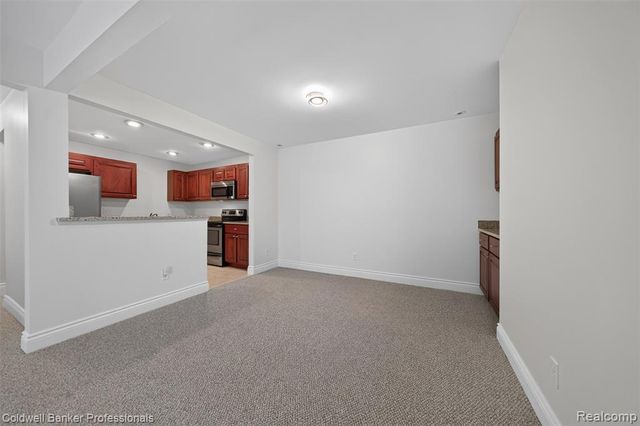 1111 N Old Woodward Avenue 17, Birmingham, MI 48009