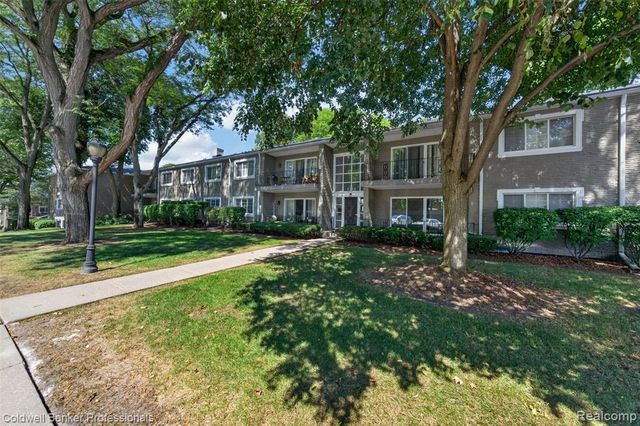 1111 N Old Woodward Avenue 17, Birmingham, MI 48009