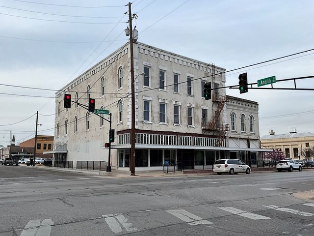 201 Chambers Street 202, Cleburne, TX 76031