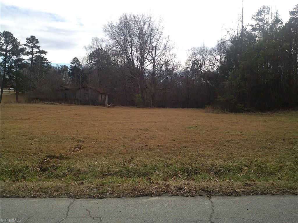 1 Harb Drive, Lexington, NC 27295
