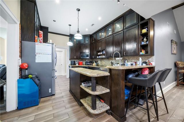 105 E Hawk Avenue, Mcallen, TX 78504