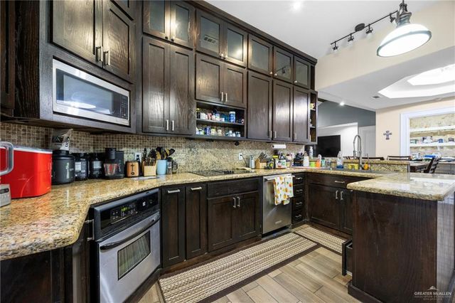 105 E Hawk Avenue, Mcallen, TX 78504