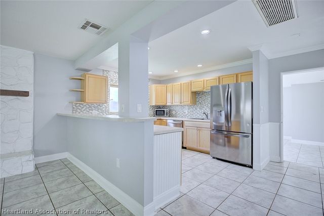 1216 Edgewater Point Drive, Sebring, FL 33870